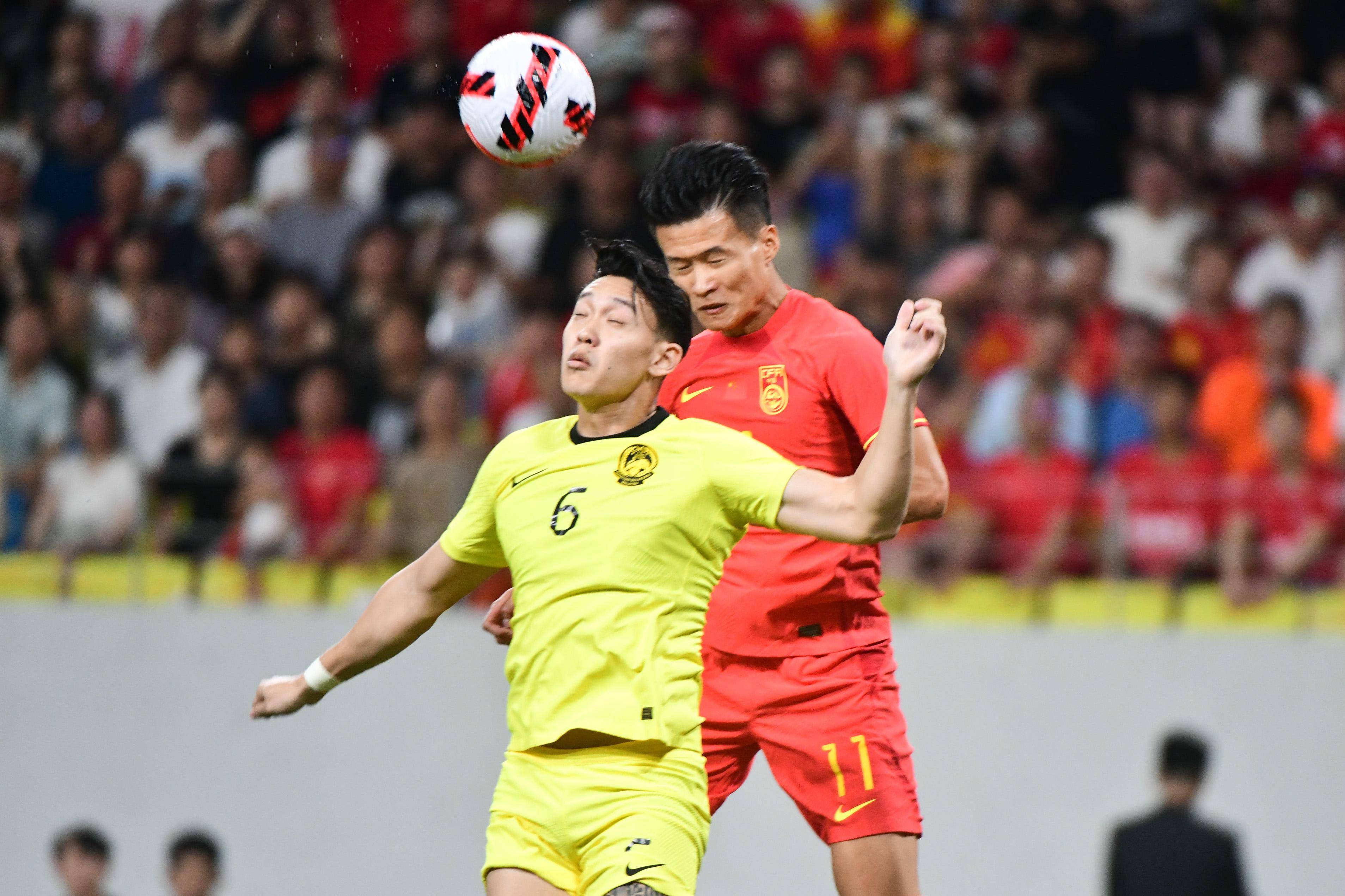 韩国队逆转马来西亚队，郑思维关键制胜