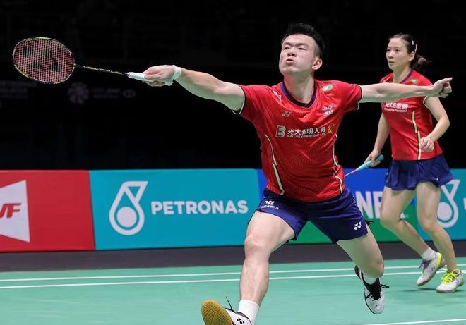 韩国队逆转马来西亚队，郑思维关键制胜