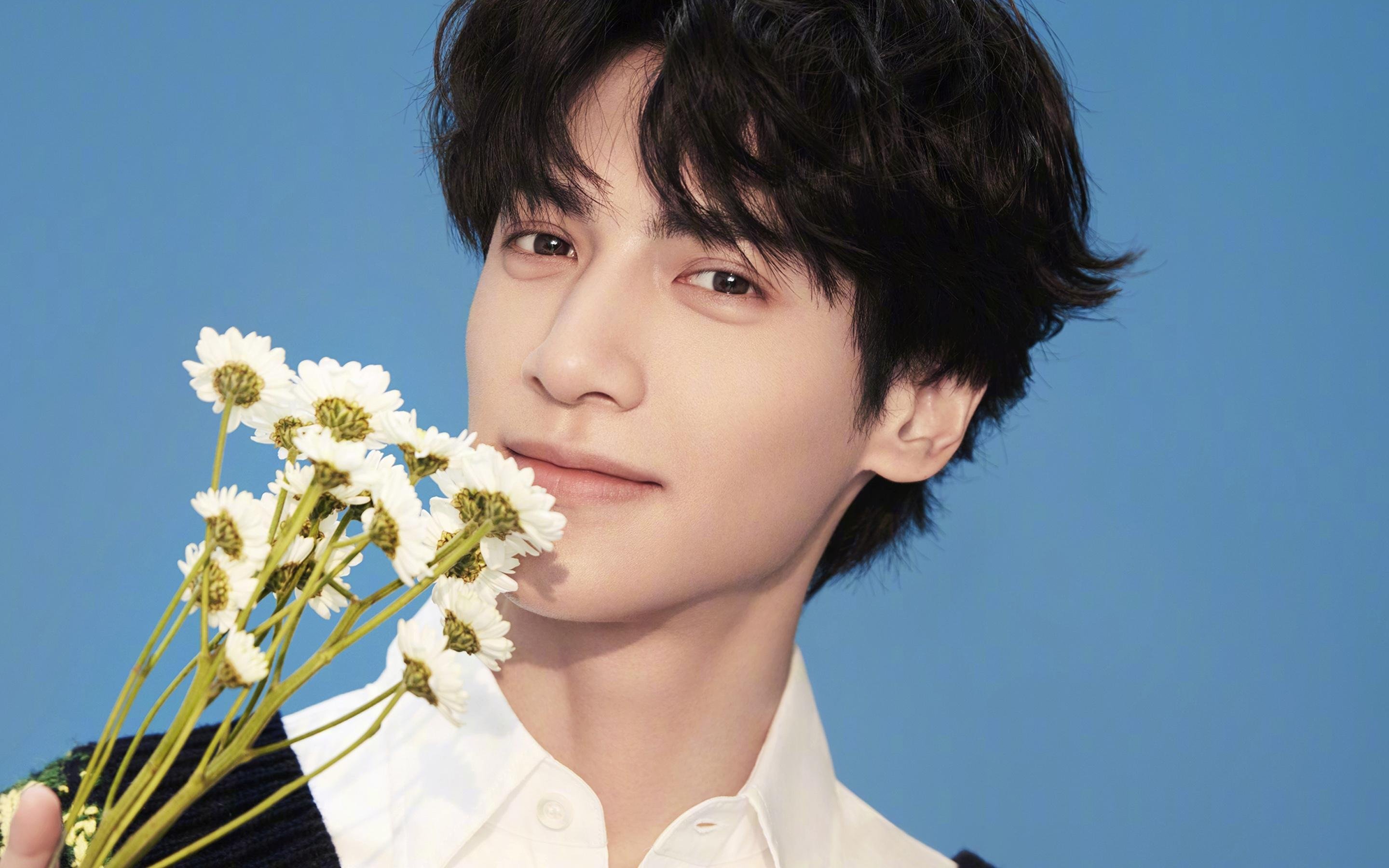 绝境见真章！爱德华兹用巨星时刻诠释何为定海神针