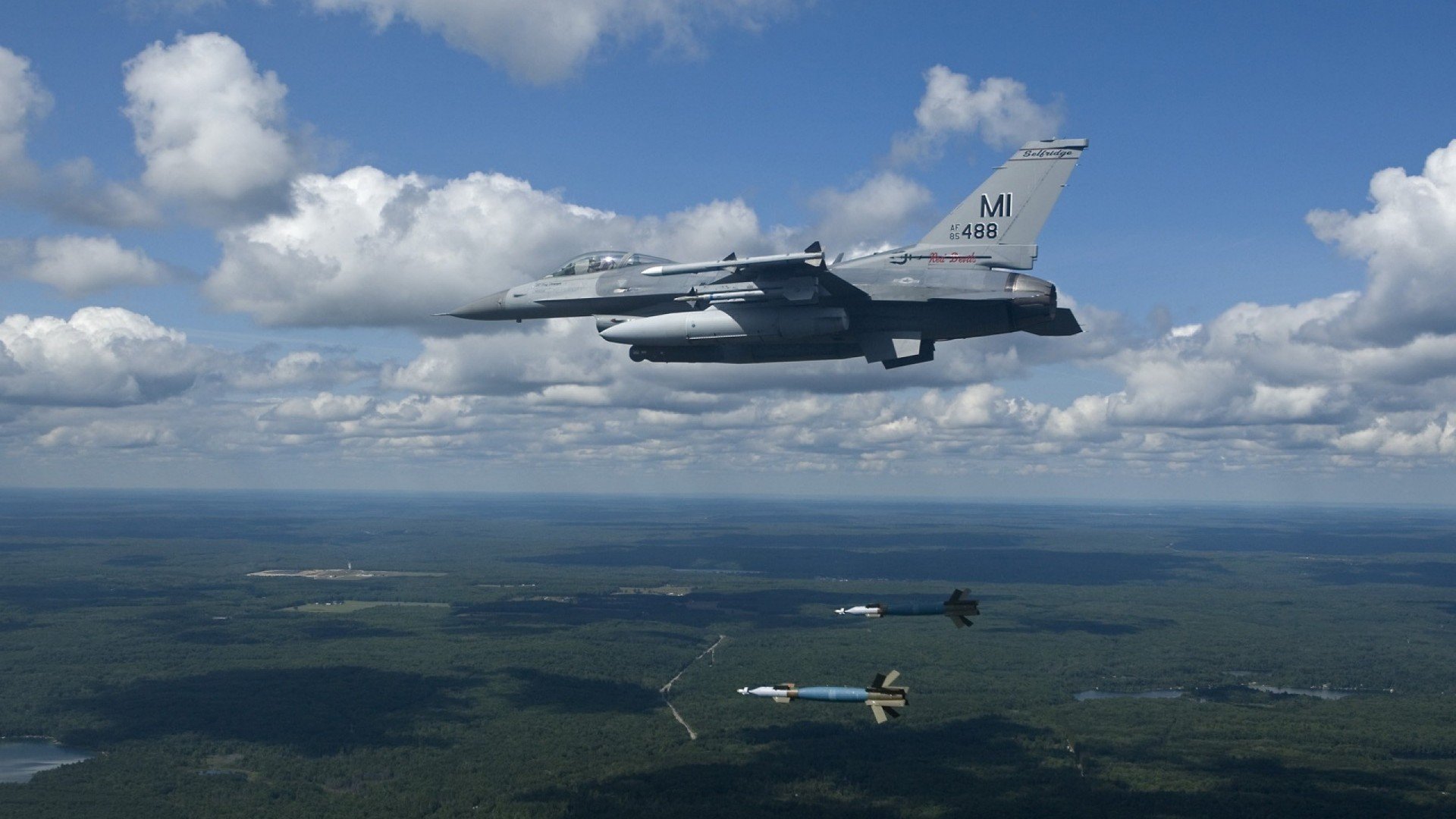 多特蒙德火力全开，卢卡库独领风骚，连续得分压制毕尔巴鄂