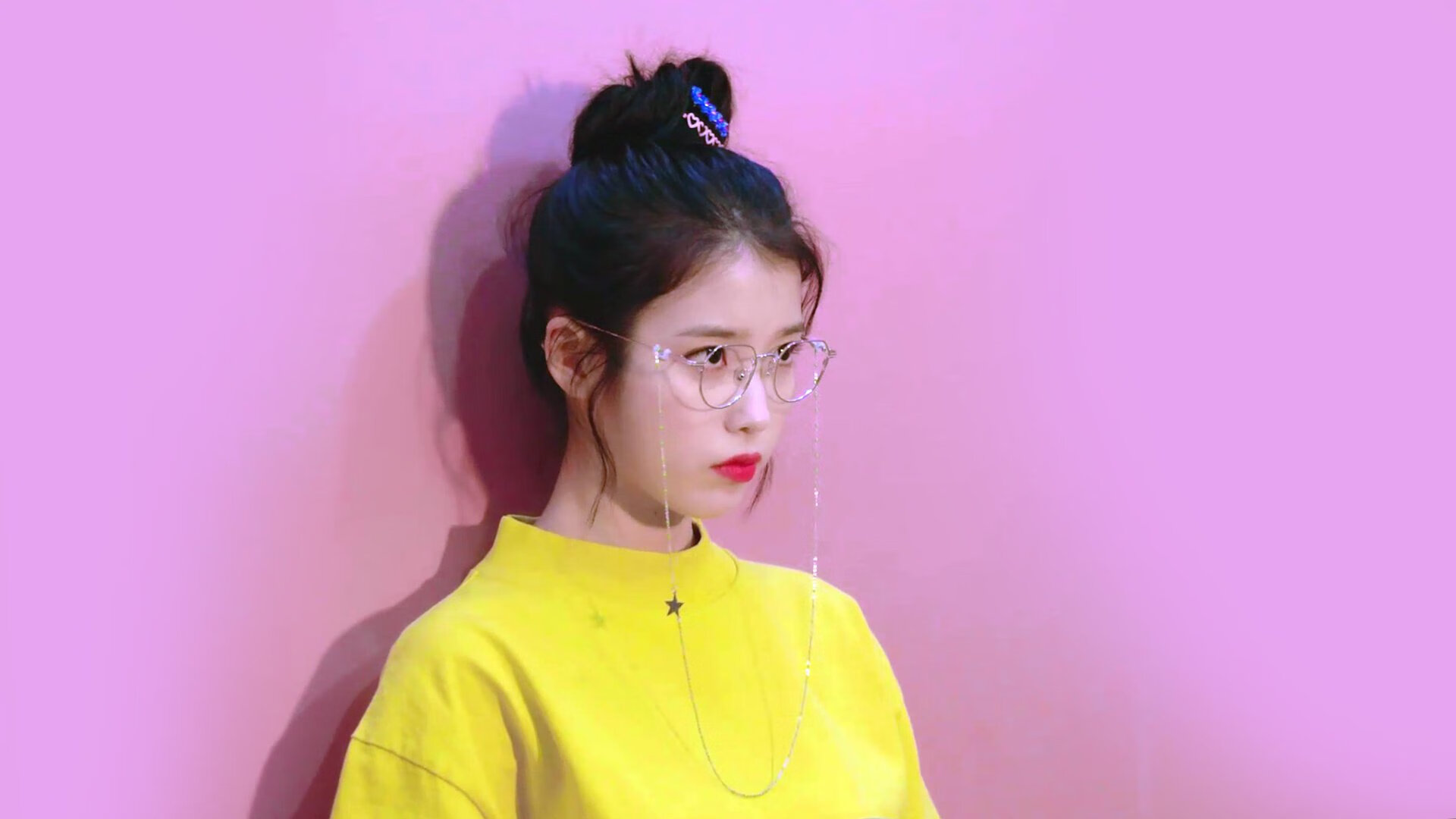 终场哨响，37岁的莫德里奇用一记手术刀传球，剖开了法兰西最后的傲慢