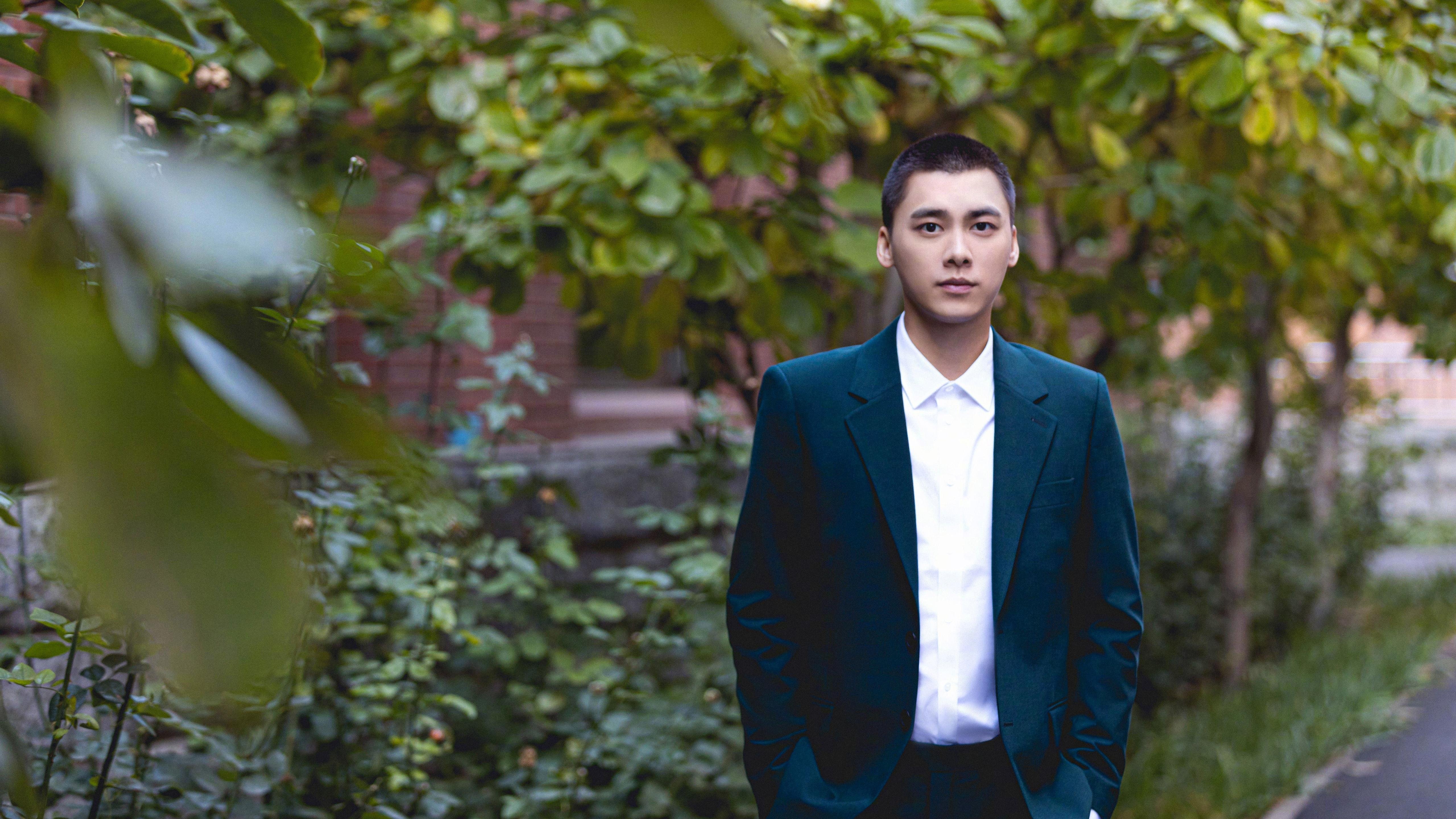 篮球世界的双重奏，开拓者轻取掘金，文班亚马德甲争冠战接管比赛