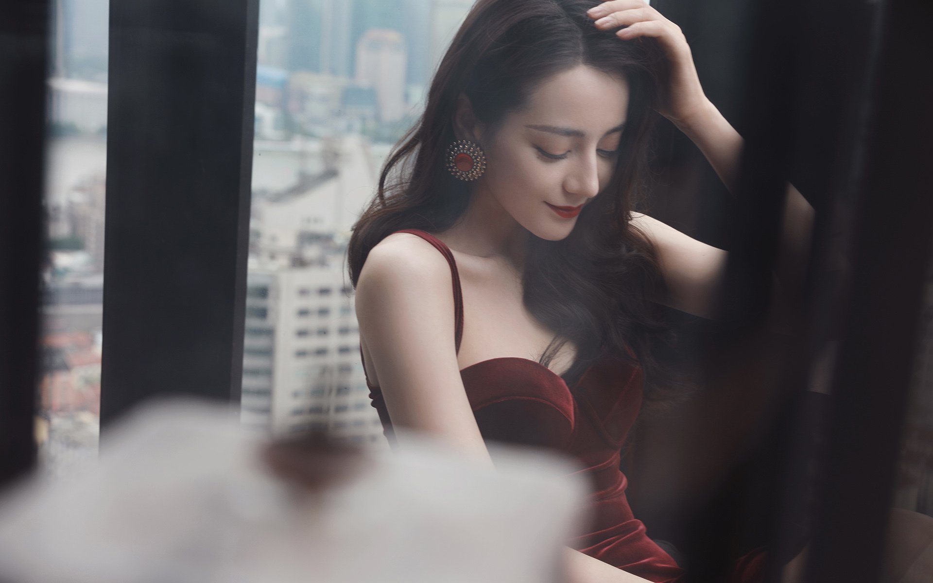 欧冠淘汰赛焦点战,马赛斩落拜仁,黑马逆袭创奇迹